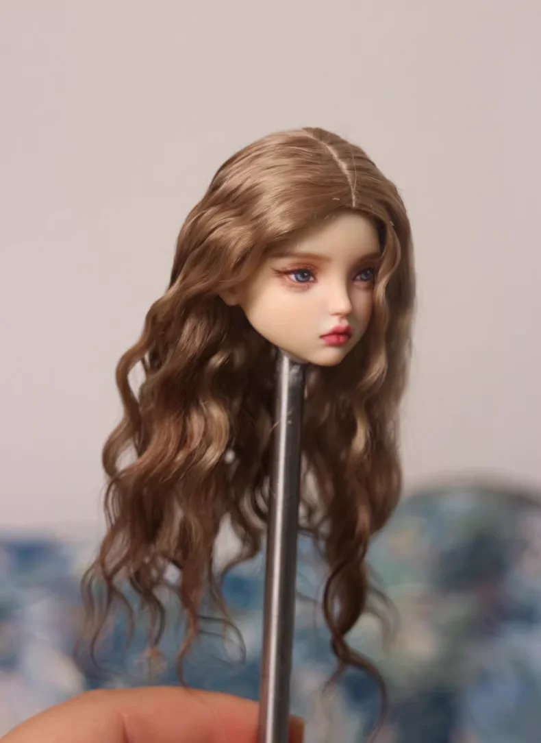

Handmade 1/6 Scale Wig Head Circumference 10cm Model Combing Mohair Natural Curls Hard-headed Shell fit Bedoll Vivi Doll DIY