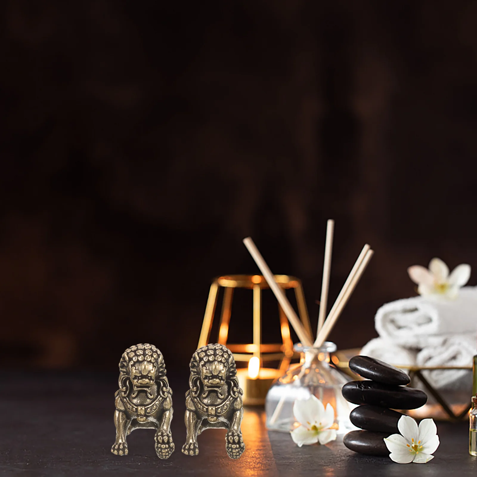 

2Pcs Brass Mini Lion Statue Desktop Decoration Retro Sculpture Table Ornament Exquisite Lion Craft Statue Brass