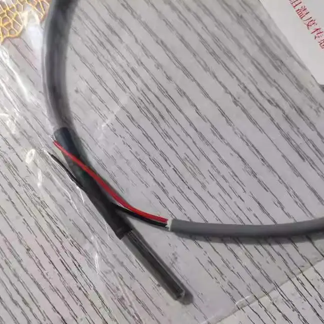 New Trane temperature sensor with independent tube temperature probe 6mm SEN02133 SEN02039  X13650726 X13650726100