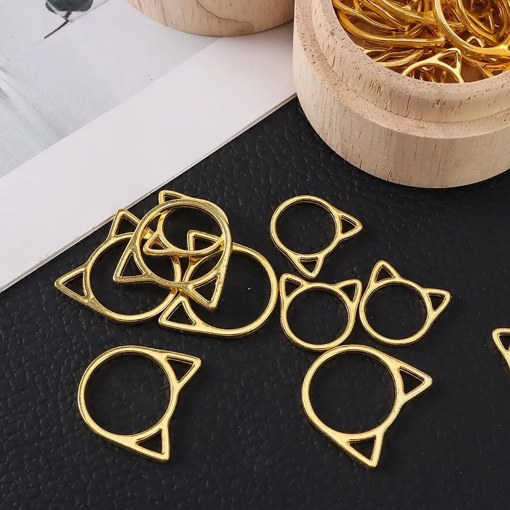 30Pcs/Lot Golden Crochet Stitch Marker Cat Ears Crochet Latch Triangle-shaped Needle Clip Knitting Accessories Sewing Supplies