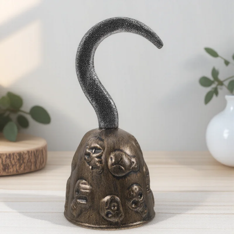 

Vintage Cosplay Prop Lightweight Plastic Hand For s Costume Retro Skull Pirate Hook Portable Small Hook For Halloween Party