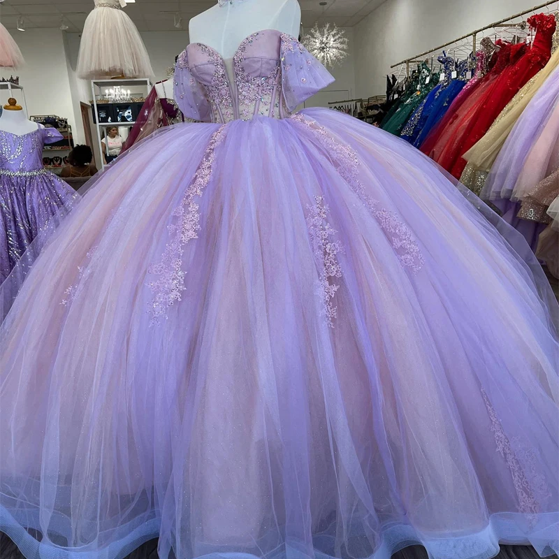 

ANGELSBRIDEP Lavender Princess Quinceanera Dresses Girls Long Applique Lace Beads Tulle Ball Gown Sweet 16 Birthday Ball Gowns