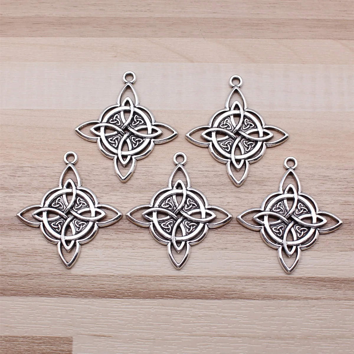 IFOCUS 5pcs/Lot Triquetra Knot Amulet Charms For DIY Jewelry Making Zinc Alloy 38x34mm/1.5x1.34inch