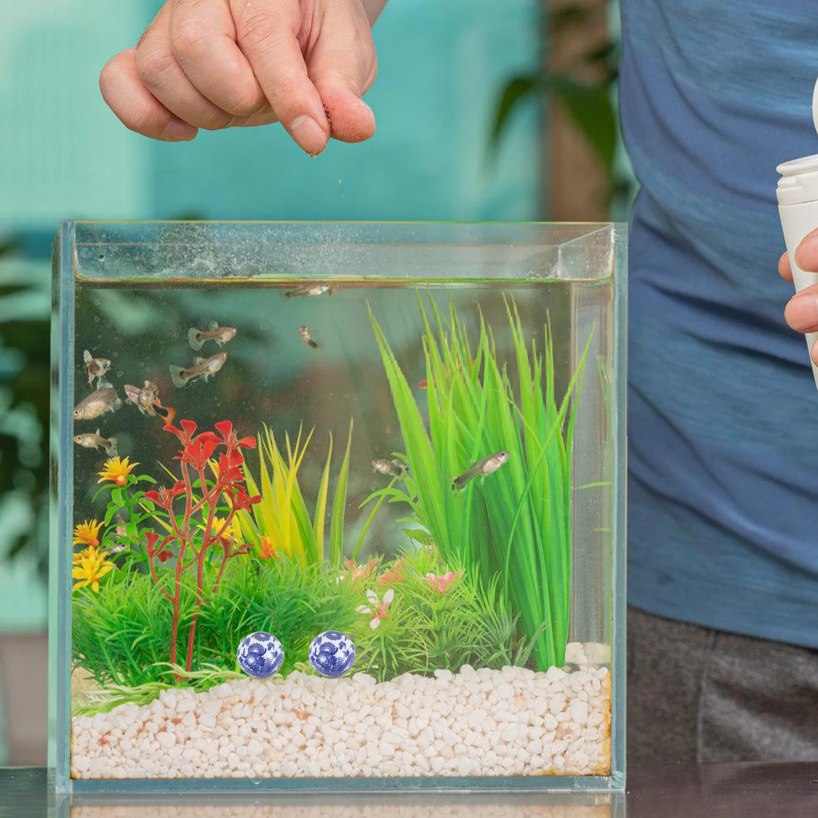 

Ceramic Floating Aquarium Balls Bright Color Lifelike Decorative Ball Floating Fish Tank Ornament Exquisite Aquarium Decor