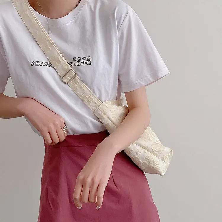 Retro Messenger Bag for Women Large Capacity Shoulder Bag Casual Tote Bag Ladies Handbag