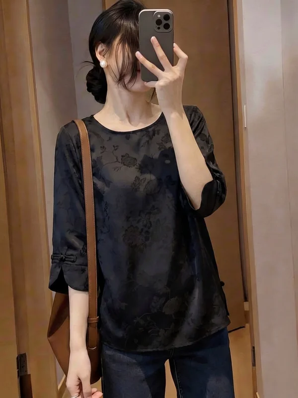 

Elegant Black Acetate Satin Short Sleeve T-Shirt Women's Fashion Shoulder Length Top Korean Style Loose Fit round Neck Shirt
