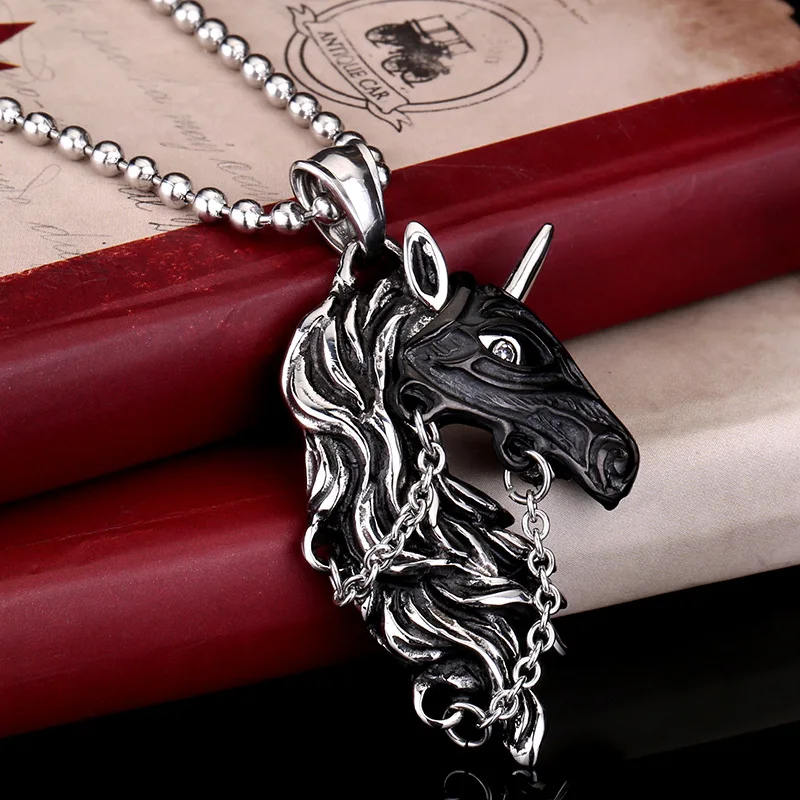 Europe and America Retro Silver Color Titanium Steel Metal Armor War Horse Necklace Pendant UNISEX Punk Party Jewelry Pendant