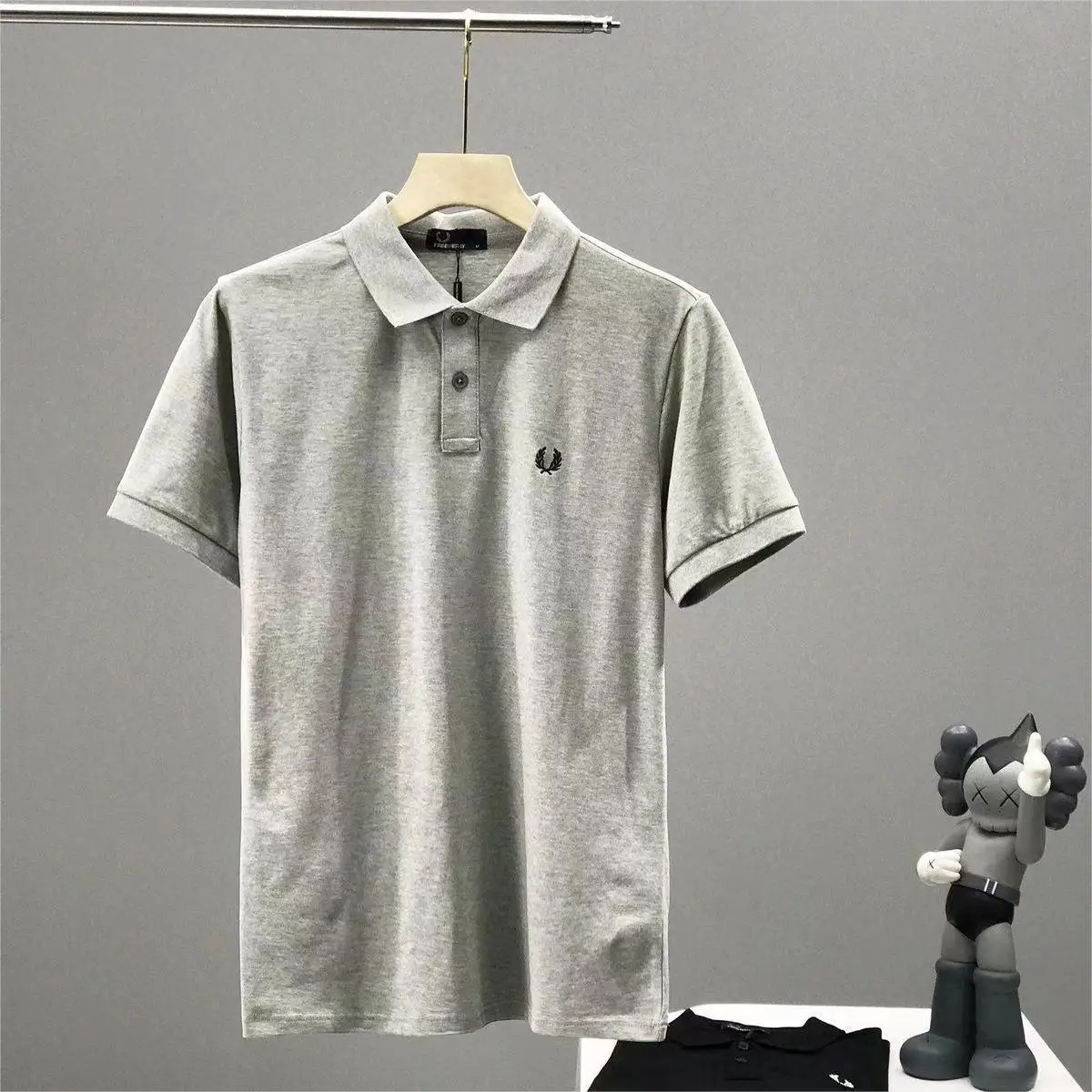 Polo casual bordado de manga curta masculino, marca de alta qualidade, roupa de luxo de verão, lapela 100% algodão, 2024