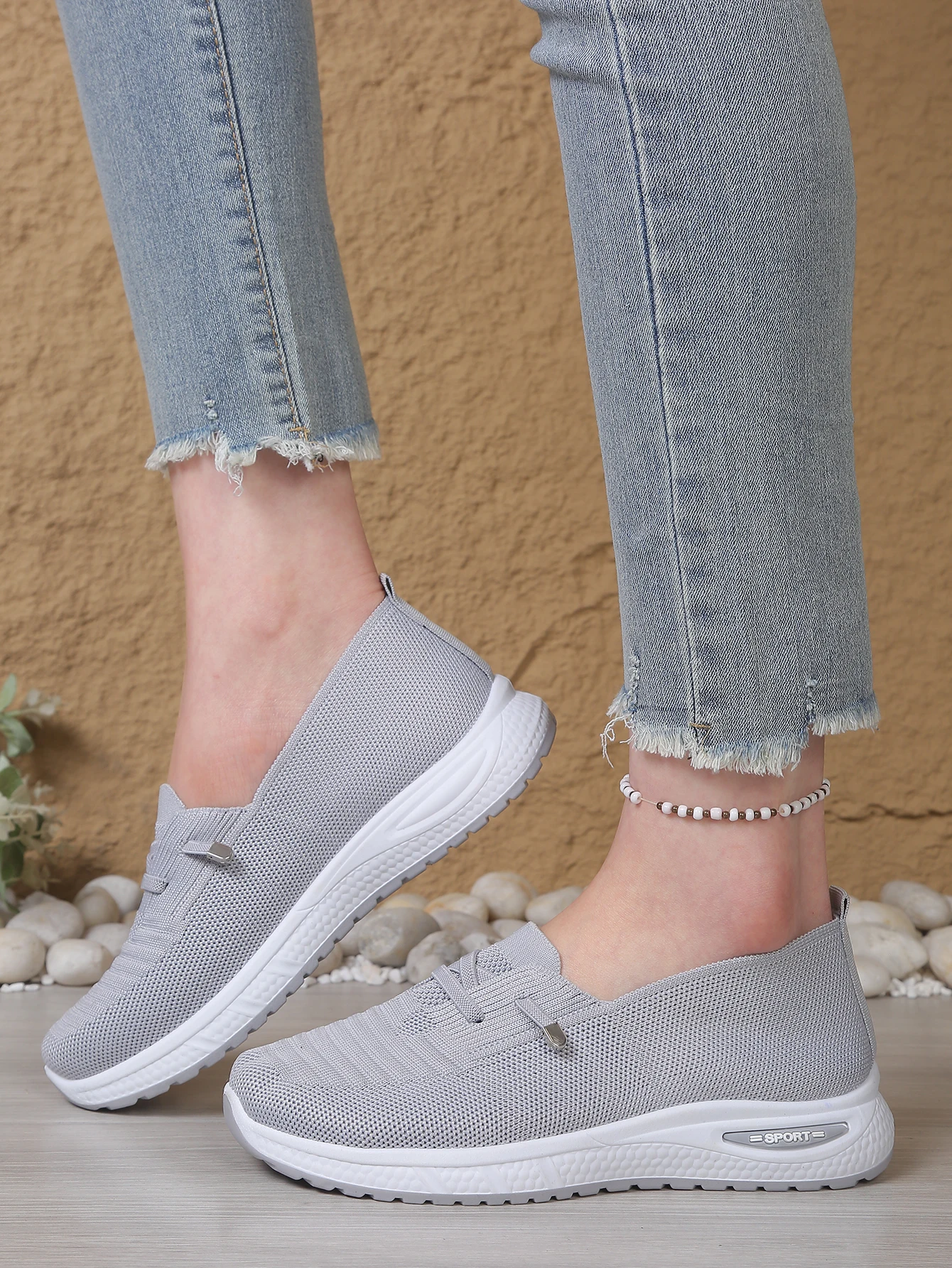 Atmungsaktive Slip-On-Walkingschuhe für Damen, leichte, bequeme Freizeitsneaker, weiche Sohle für ältere Menschen und ganztägiges Tragen – Detail 2