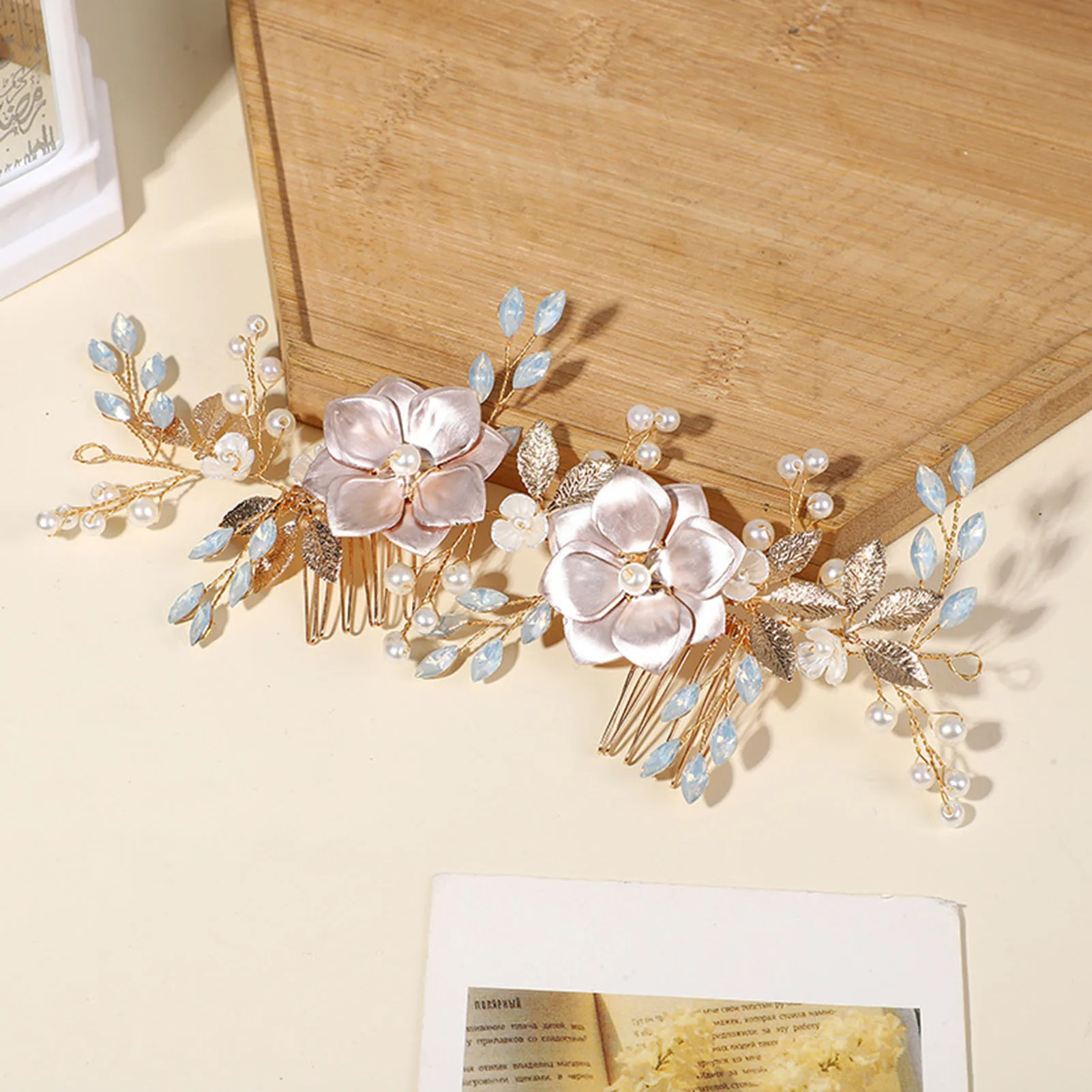 Bruids Zijhaar Kam Elegante Bloemenkristal Haarspeld Gouden Parel Haarband Mode Bruiloft Haaraccessoires Elegante Prom Tiaras