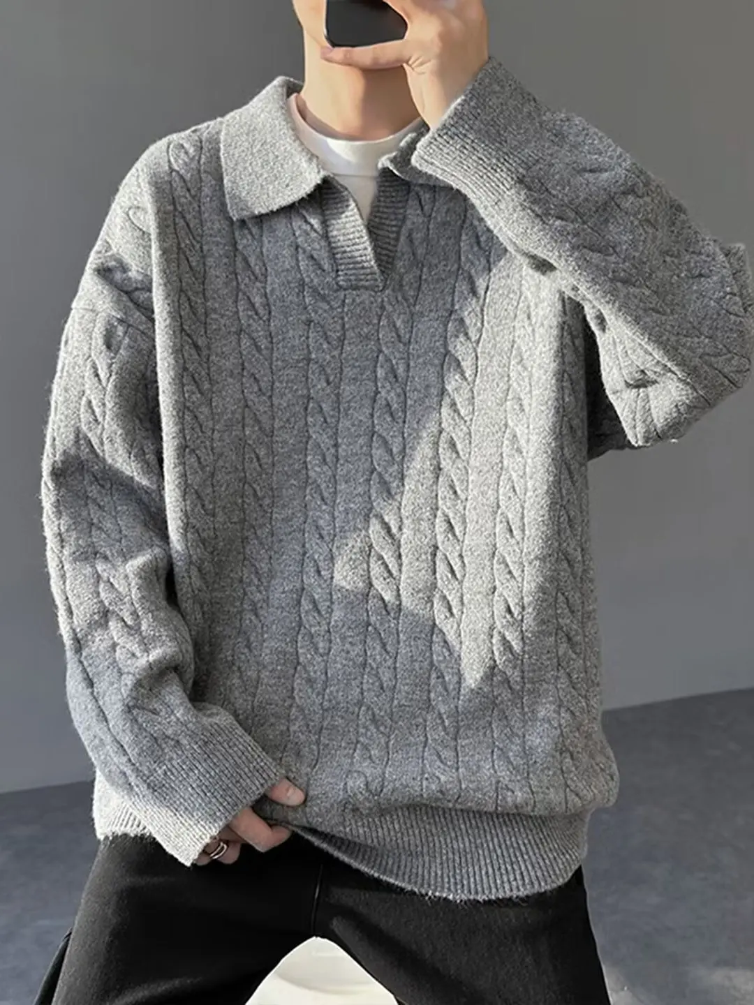 

Retro American Twist Knit V-Ne Sweater Men's Sle Autumn Korean System irt Old Money Knitted Outerwear