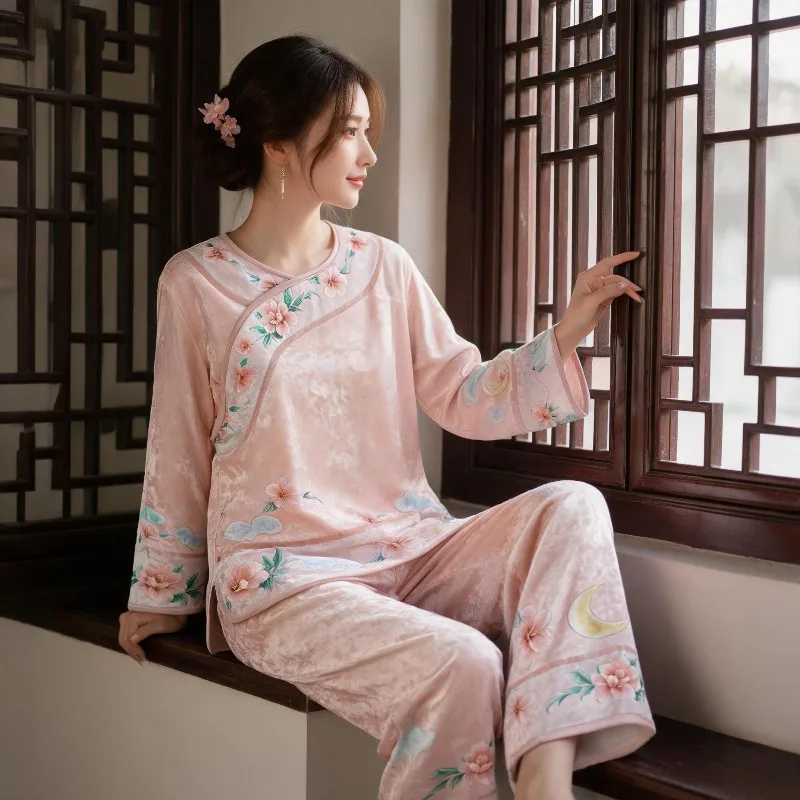 New Chinese Style Printing Soft Waxy 2026 Winter Gold Diamond Velvet Pajamas Women's Loose Can Wear Long-sleeved Loungewear Suit