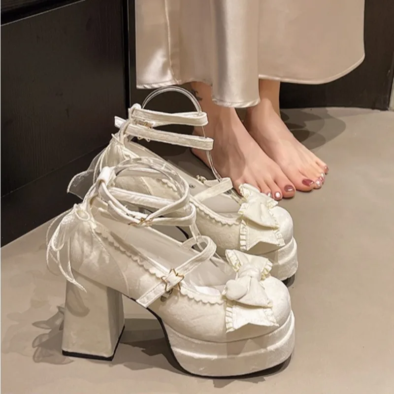 

Spring Womens Loafers Block Heels Platform Shoes Patent Leather Women Pumps Metal Decorations Party Shoes Elegant Sexy Zapatos