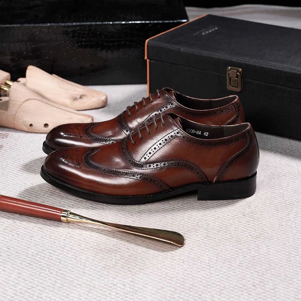 Brogue 스타일 남성용 옥스포드 정품 가죽 클래식 윙팁 웨딩 파티 드레스 신발 남성용 레이스 업 사무복 정장 신발