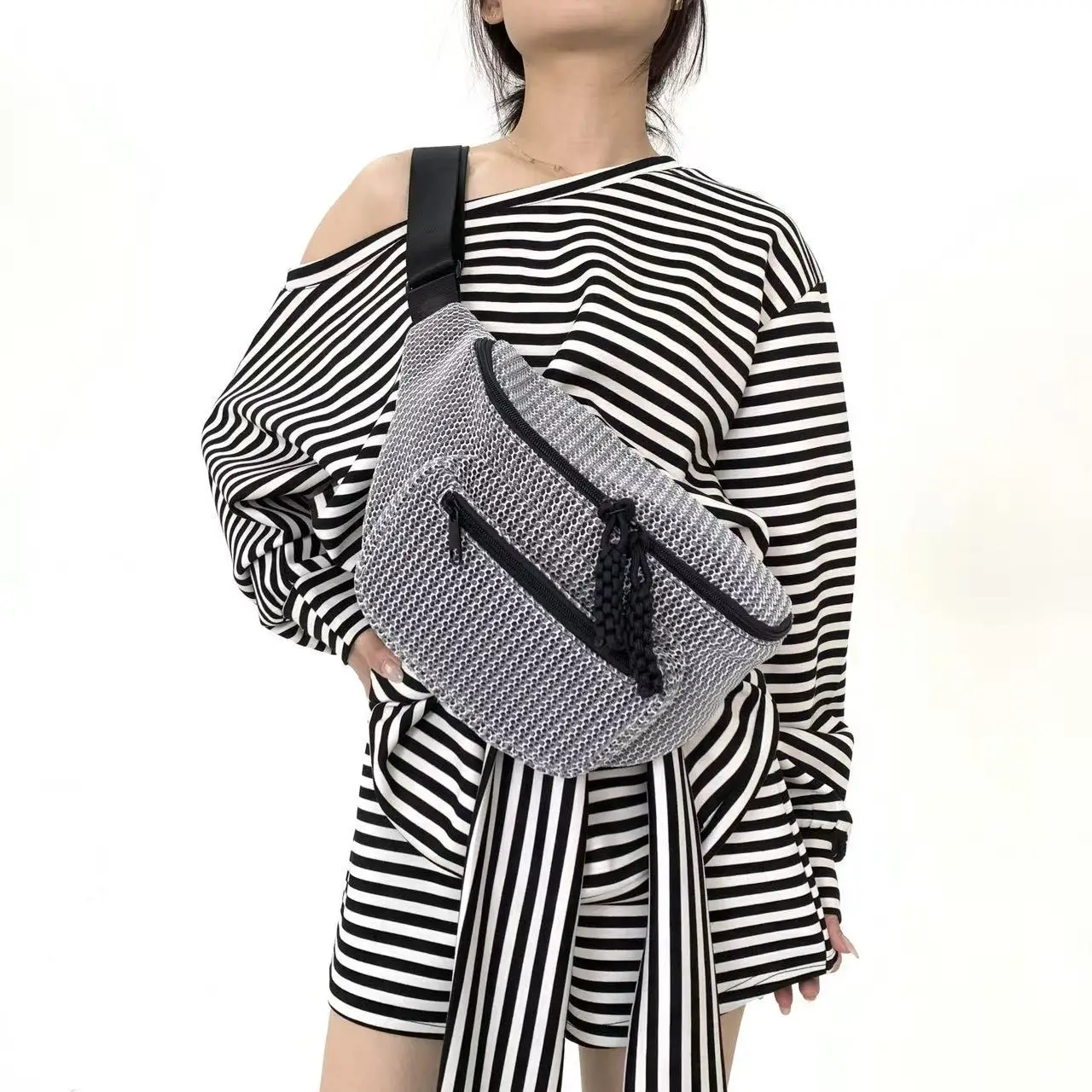 luxury-compact-designer-diaper-bag-for-women-fashionable-large-capacity-tote-elegant-leather-crossbody-shoulder-bag-chic