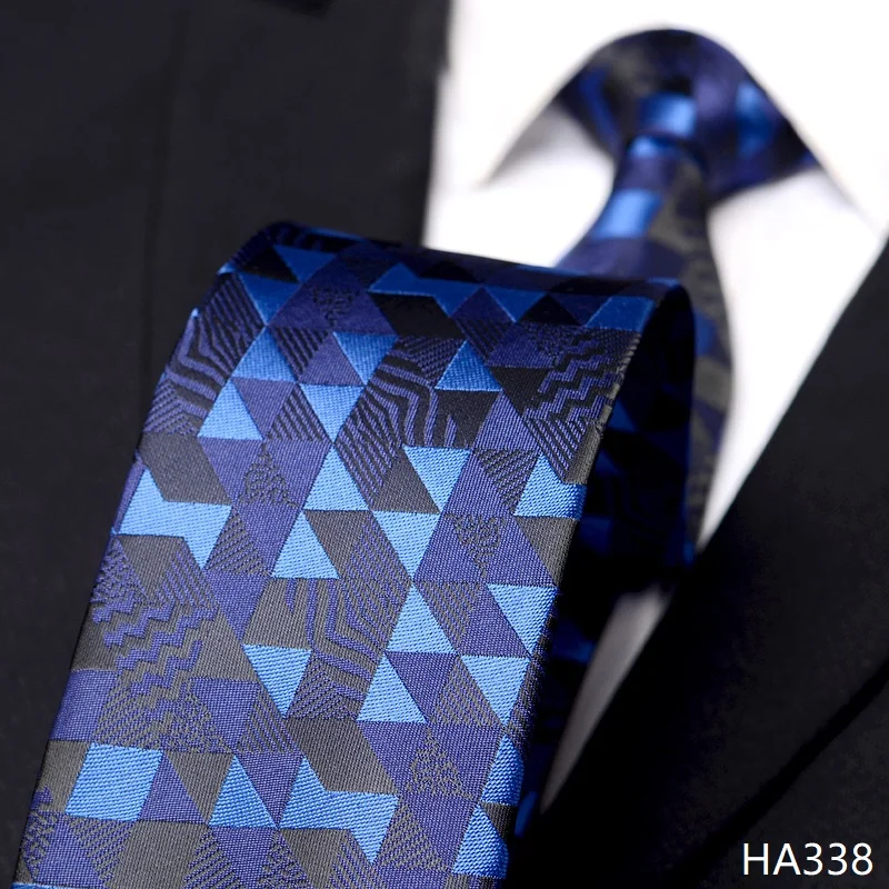 

High Quality Blue Geometric Splicing Pattern Tie Men's Formal Shirt Accessories Business Banquet 8cm Wide Handmade Knotted Tie