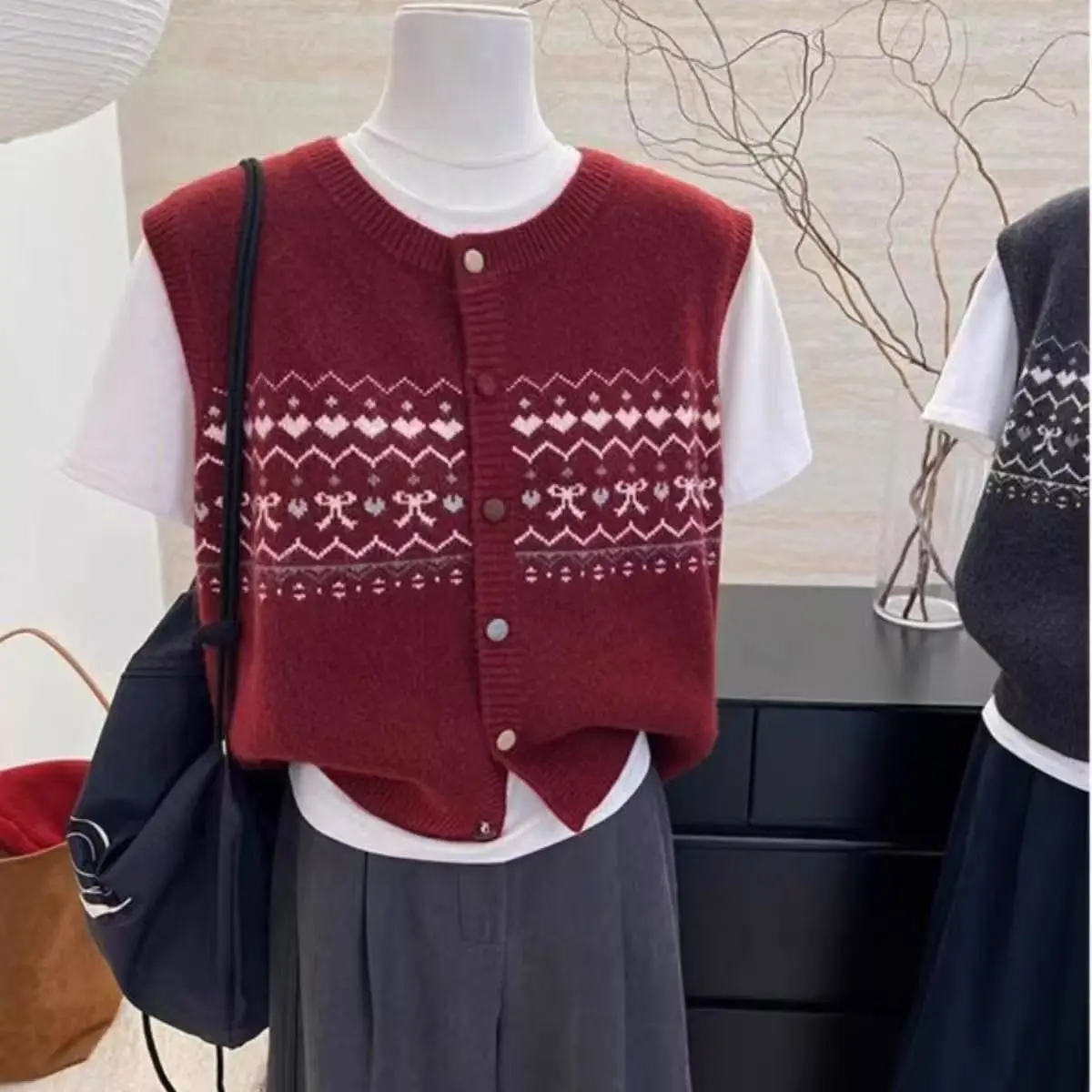 

Retro Floral Knitted Vest Women's Sweater Vest Sweet Style Button Splice Open Cardigan Geometric Pattern Regular Length