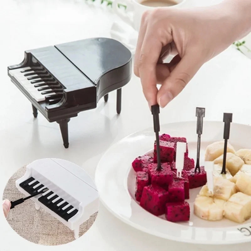 

10pcs/set Piano Fruit Fork Creative Piano Keyboard Plastic Fork Kids Dessert Cake Forks Picks Kitchen Bar Accessories