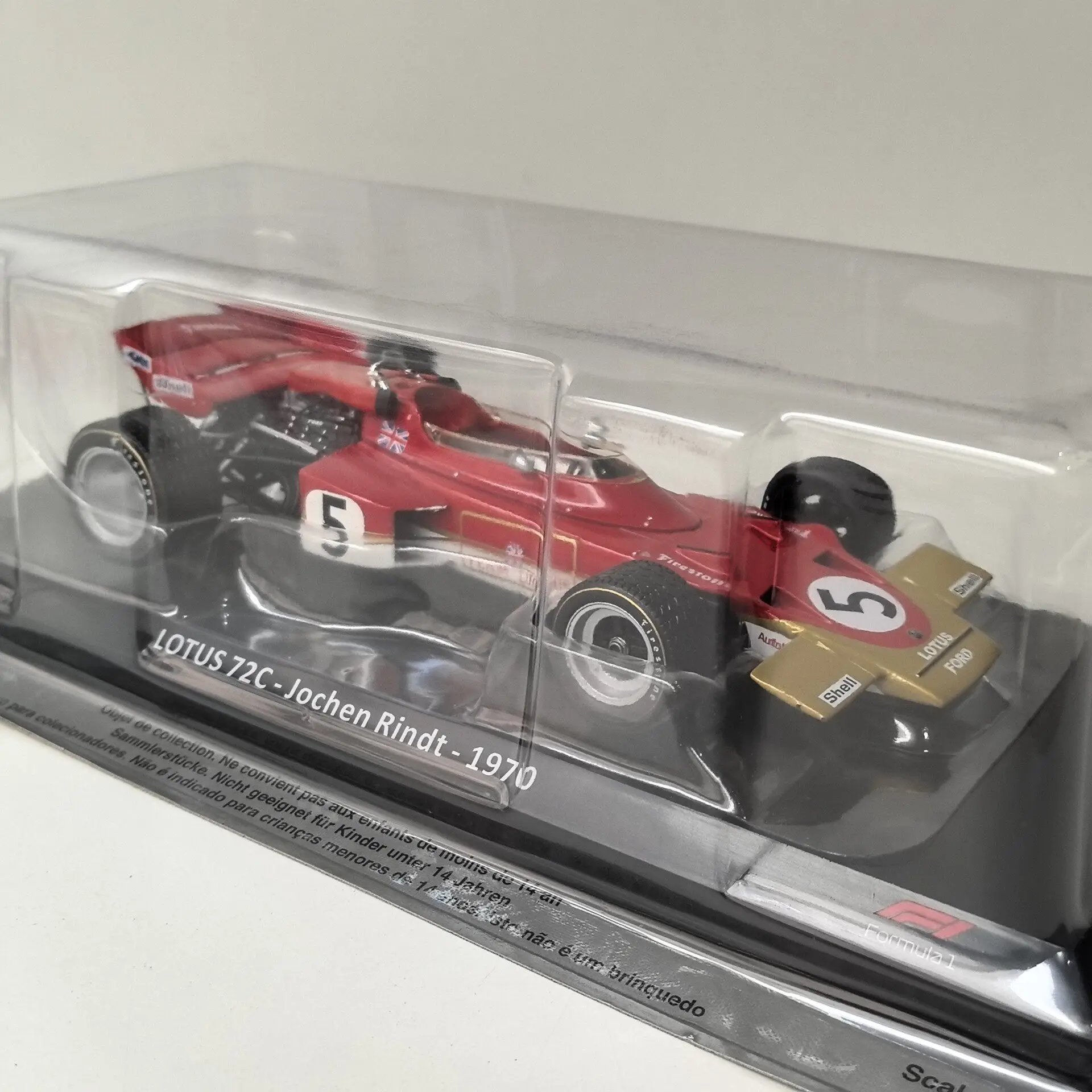 Diecast IXO 1/24 Scale LOTUS 72C #5 1970 F1 37 Formula Racing Car Alloy Car Model view 3