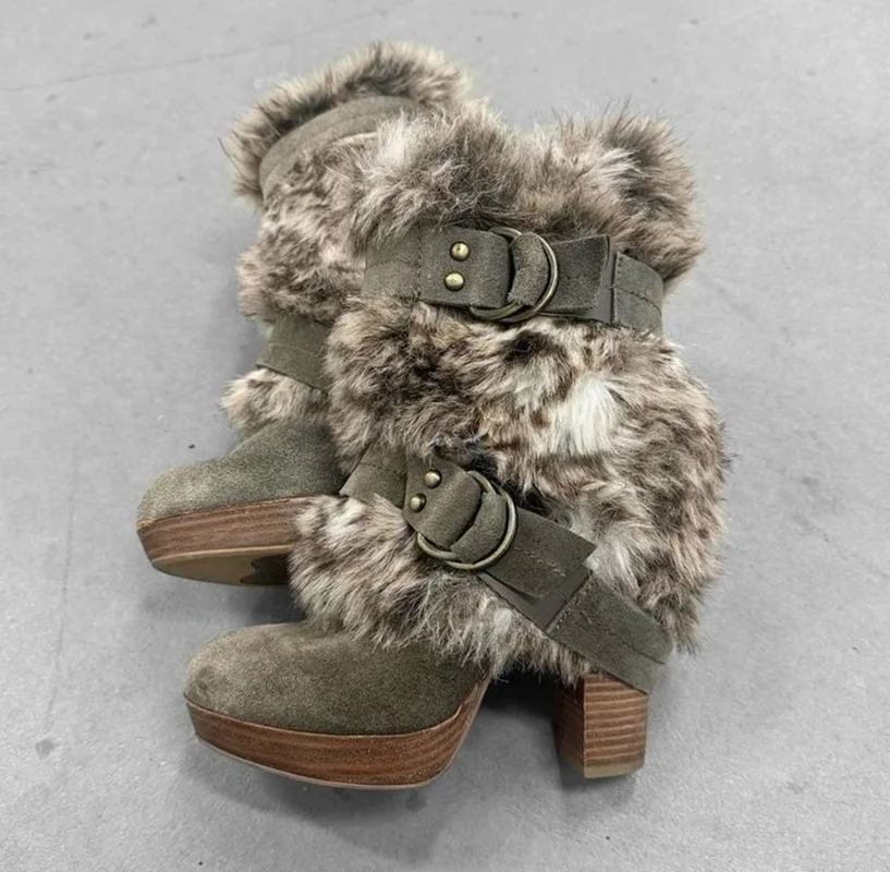 Retro Green Suede Faux Fur Ankle Boots Bold Double Buckle Straps Chunky Wooden Heel Footwear for Winter Fashion Style