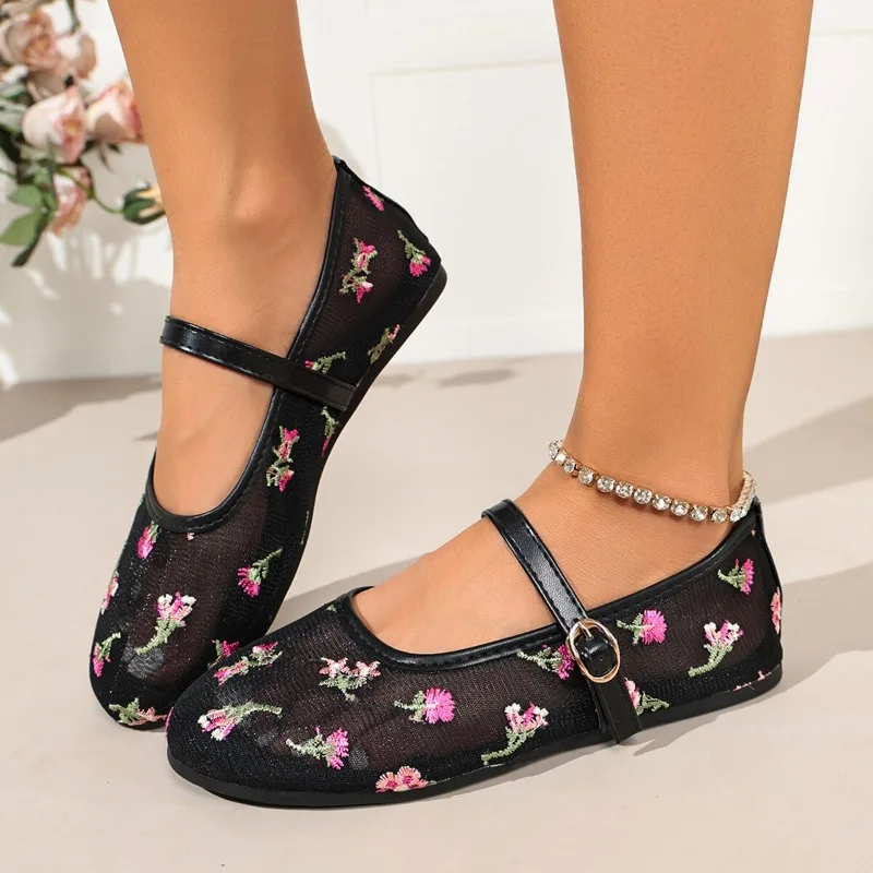 2026 Mesh Flower Embroidered Casual Women's Flats and Loafers New Buckle Strap Soft Soled Breathable Women Shoes Балетки Женские