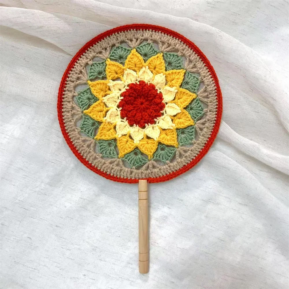 Handmade Wool Crochet Round Fan Summer Weaving Fans Chinese Performance Costume Cosplay Props for Home Decor Wedding Party Gift