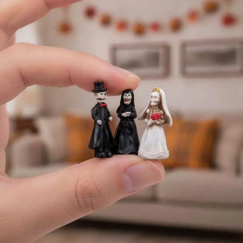 Halloween Miniature Figurine Bone Skull Coffin House Chair Halloween Mini Resin Cartoon Scary Ghost Statue Party Ornaments
