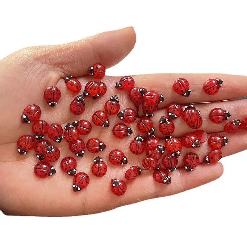 Breloques pour ongles coccinelle rouge en résine 3D, 8x10mm, dos plat, insecte mignon, Nail Art, coccinelle d'été, décoration de manucure, bricolage artisanal T5R4%, 50 pièces