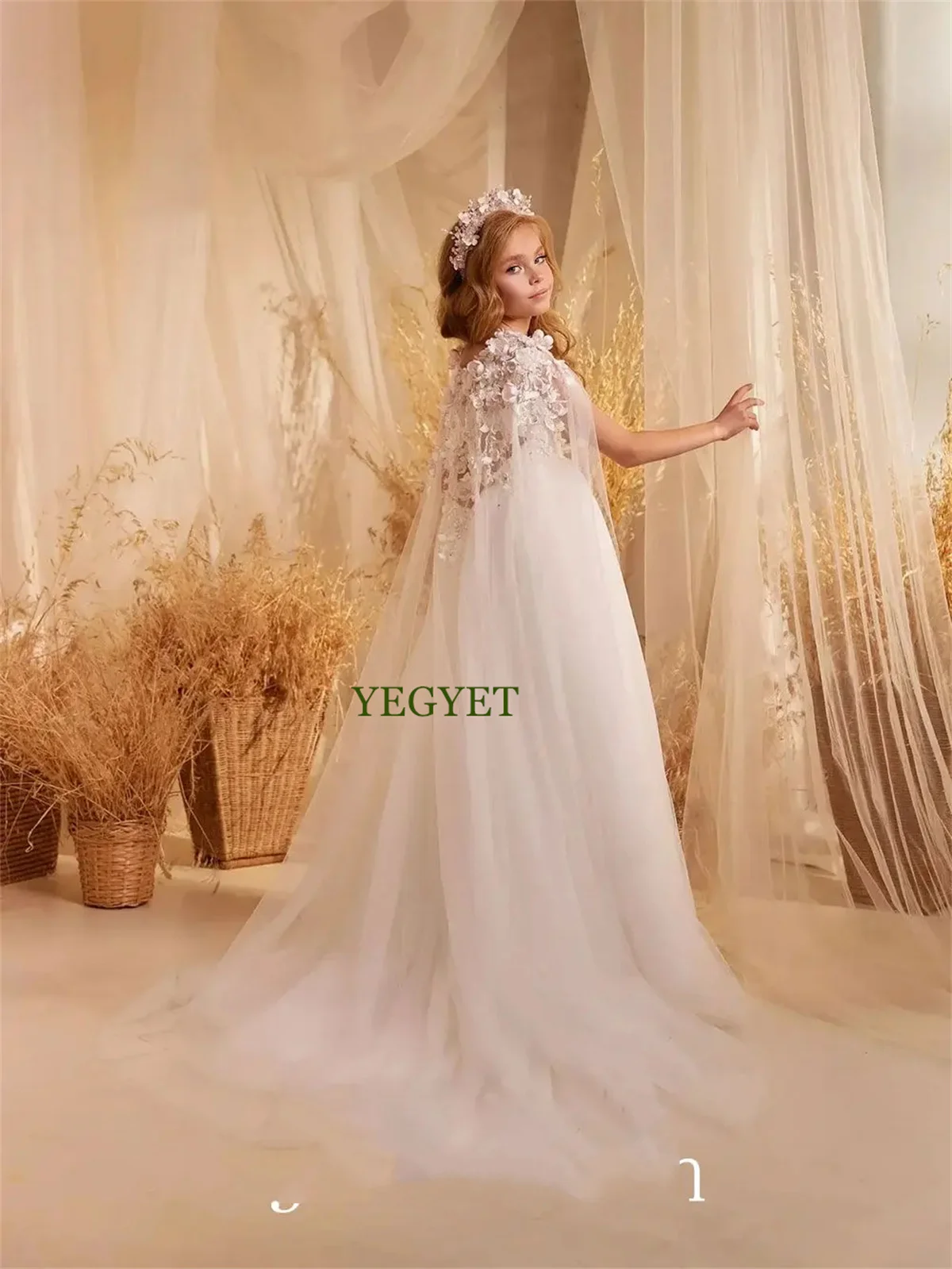 

Luxury White Flower Girl Dresses Beading Handmade Flower with Cape Princess Kids Gown for Wedding Birthday Party