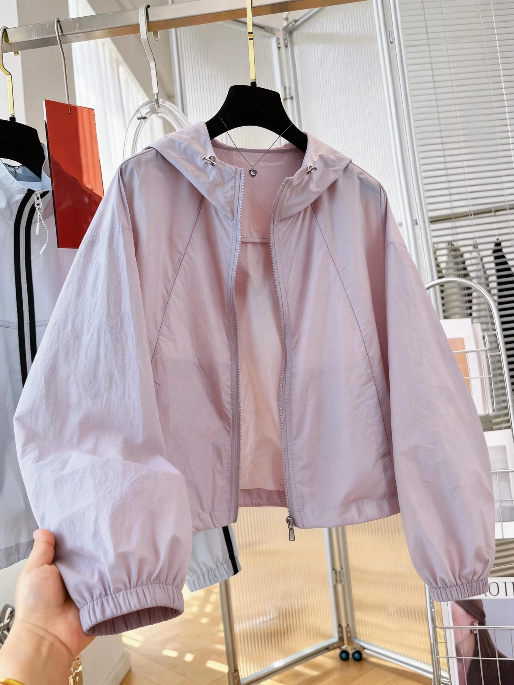 

Women's Breathable Lightweight Open Cardigan UV Protection Coat Summer Hat Included Fashionable Sunscreen Clothing Thin Model