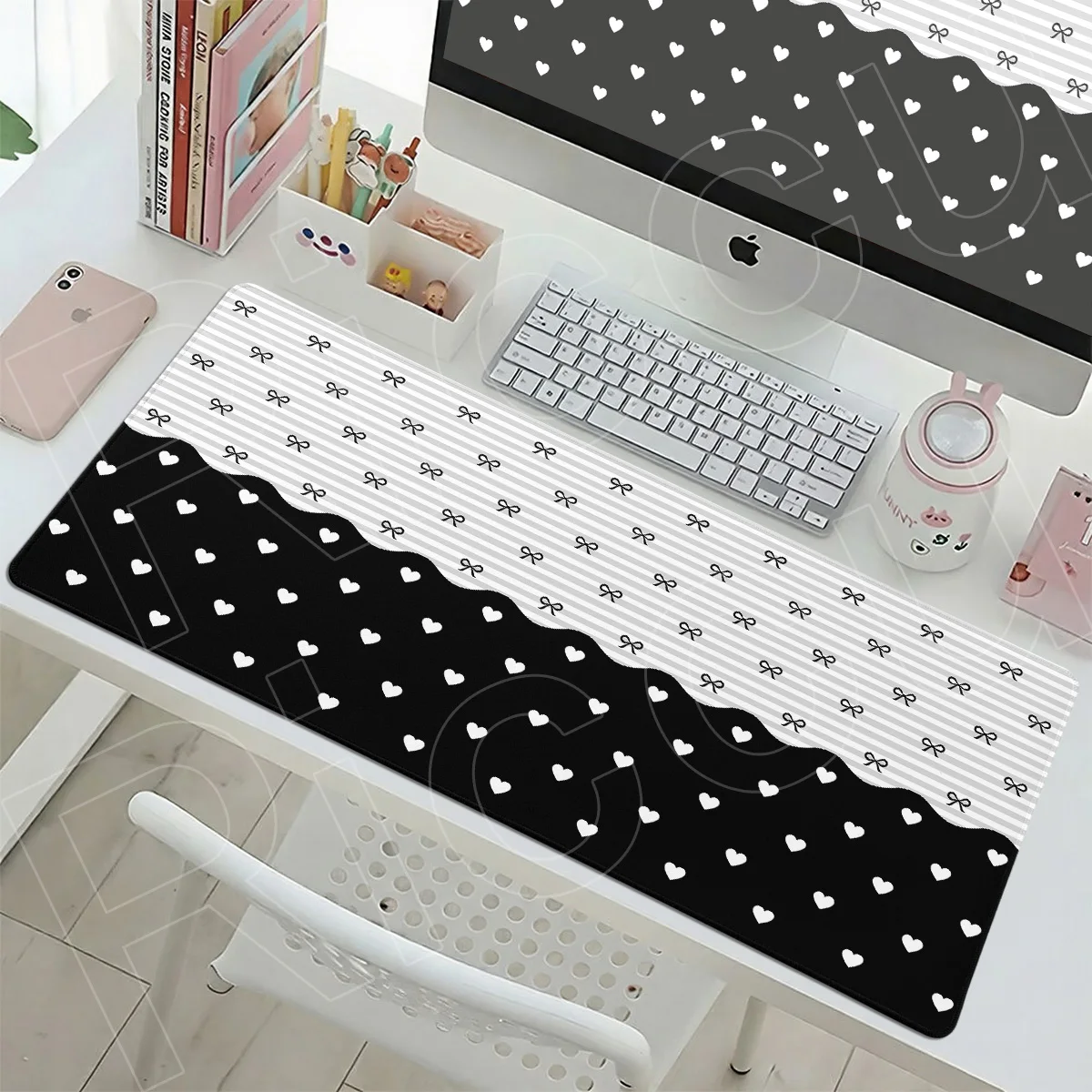 Black&White Stripes Mouse Pad Large Computer Office Extend Deskmat Kawaii Love and Bow Anti-slip Keyboard Rug Home Bedroom Decor