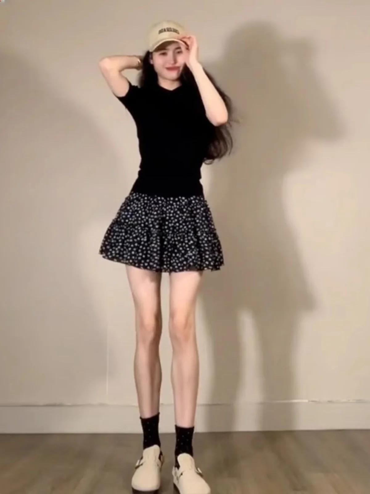 

Новая женская юбка-трапеция с цветочным принтом и высокой талией, больших размеров, осенняя, стройнящая, в корейском стиле, для повседневной носки, 2026