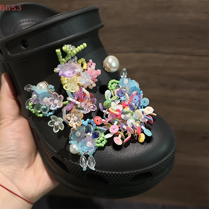 1Pc ビーズタッセル靴チャーム取り外し可能なカラフルな花の靴アクセサリー女の子の夏の靴靴バックル DIY ギフト