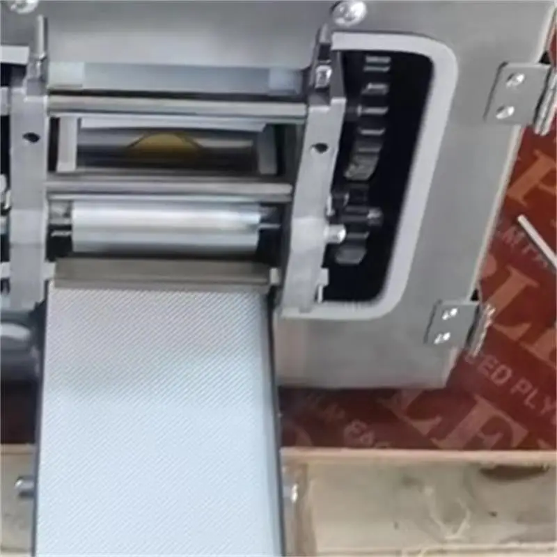

110V 220V Commercial Electric Dumpling Wrapper Machine Pastas Processor Maker Wonton Skin Slicer Rolling Pressing Round Square