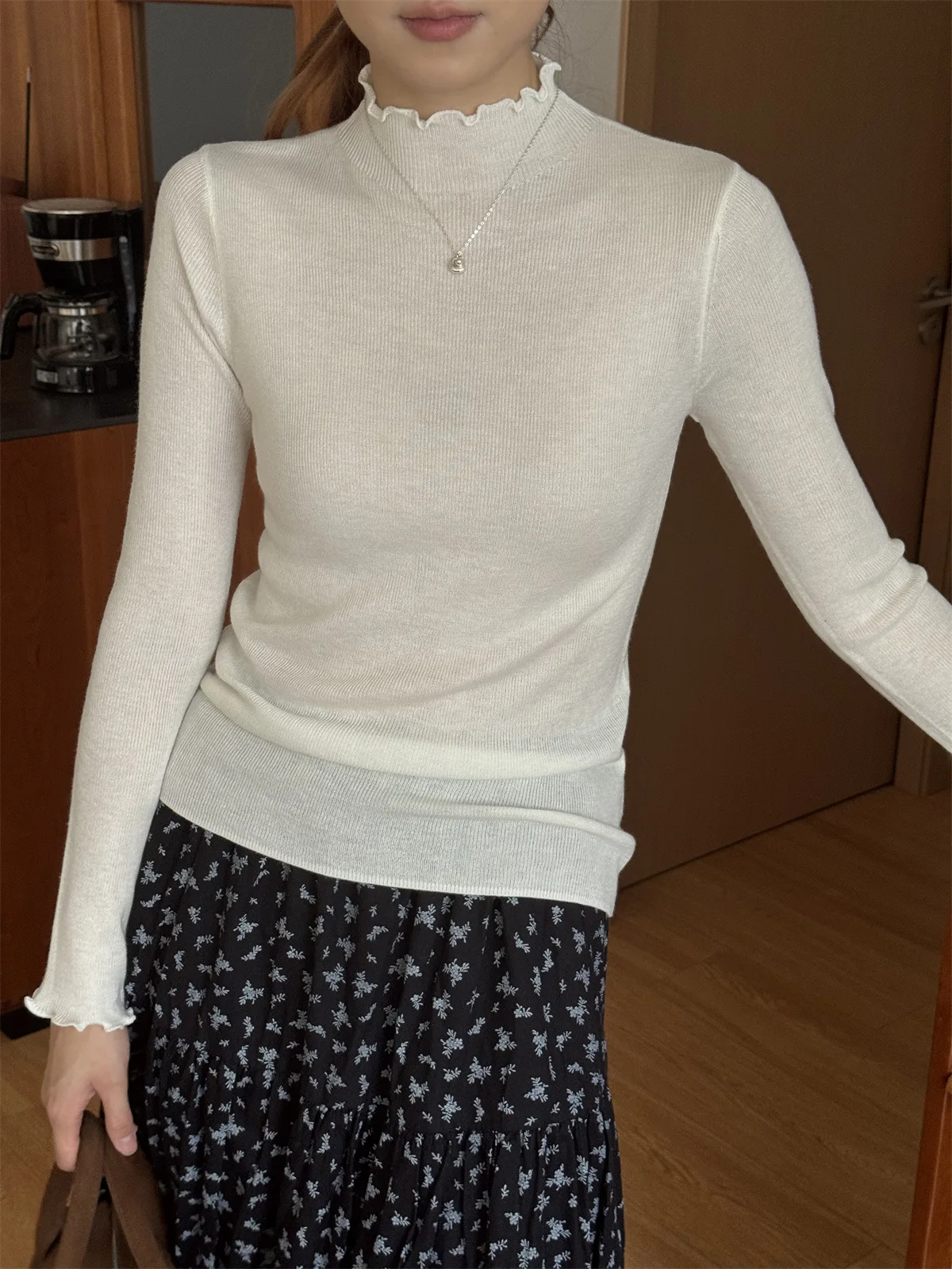 Sweter damski Dongda Gate, wielokolorowy, dzianinowy, wełniany, dopasowany, długi rękaw, stójka, do noszenia pod spód, prosty, elegancki.