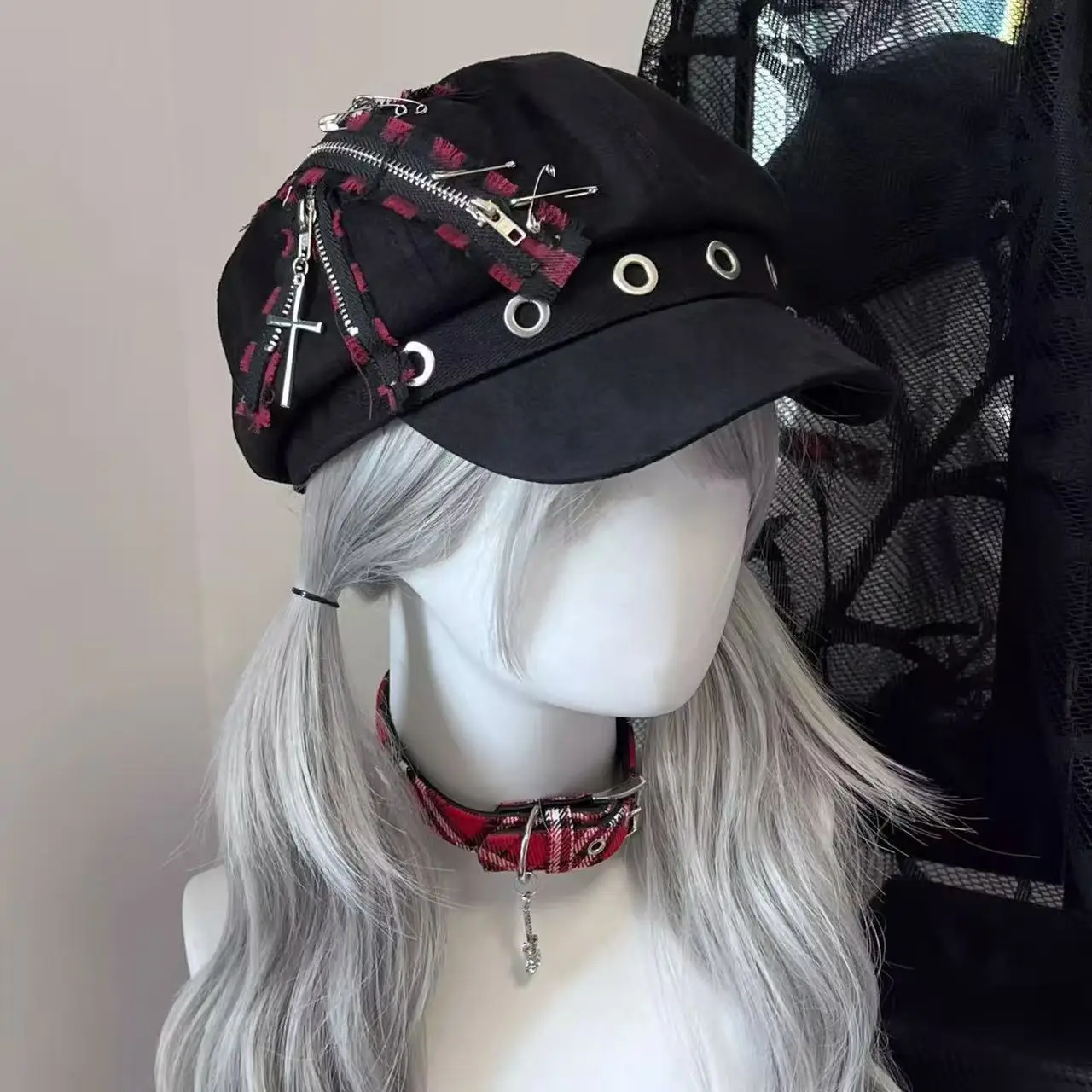 Y2K Alt Streetwear Octagonal Beret Hat Red Black Plaid Trim Metal Eyelet Cross Pendant Safety Pin Chain Detai Gothic Newsboy Cap