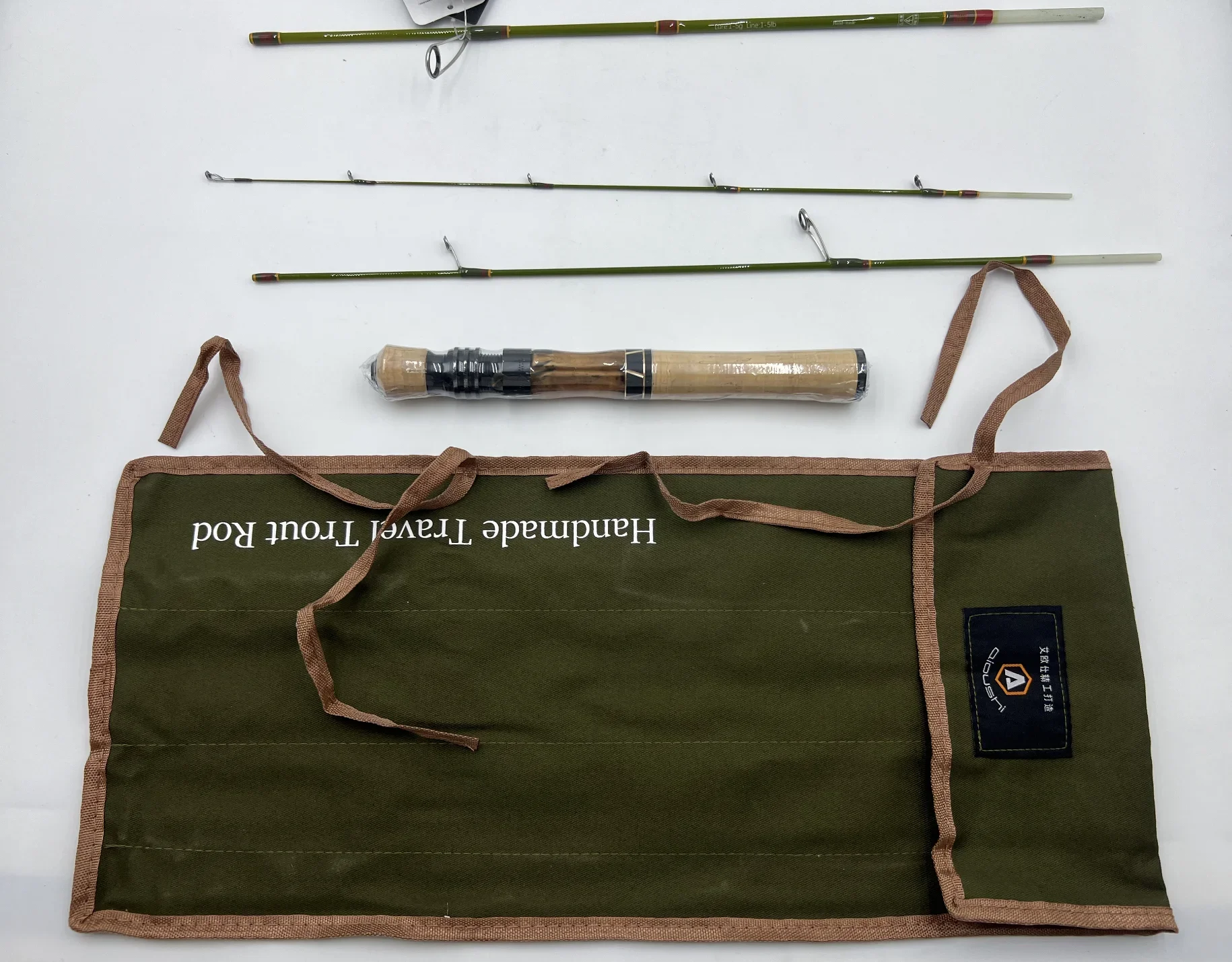 

AIOUSHI Fiberglass Small Bait Trout Rod UL Super Soft and Ultra Light 1.4m four section portable Travelcatapult fishing rod