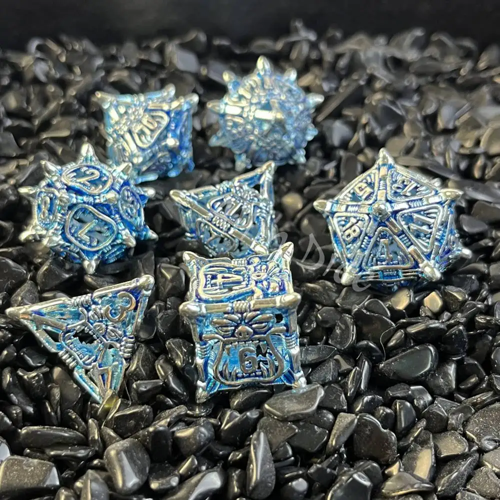 

Полые острые кубики Тигровые кубики DND Набор металлических кубиков для D&D Pathfinder RPG Ролевые игры Игры Набор полых многогранных кубиков