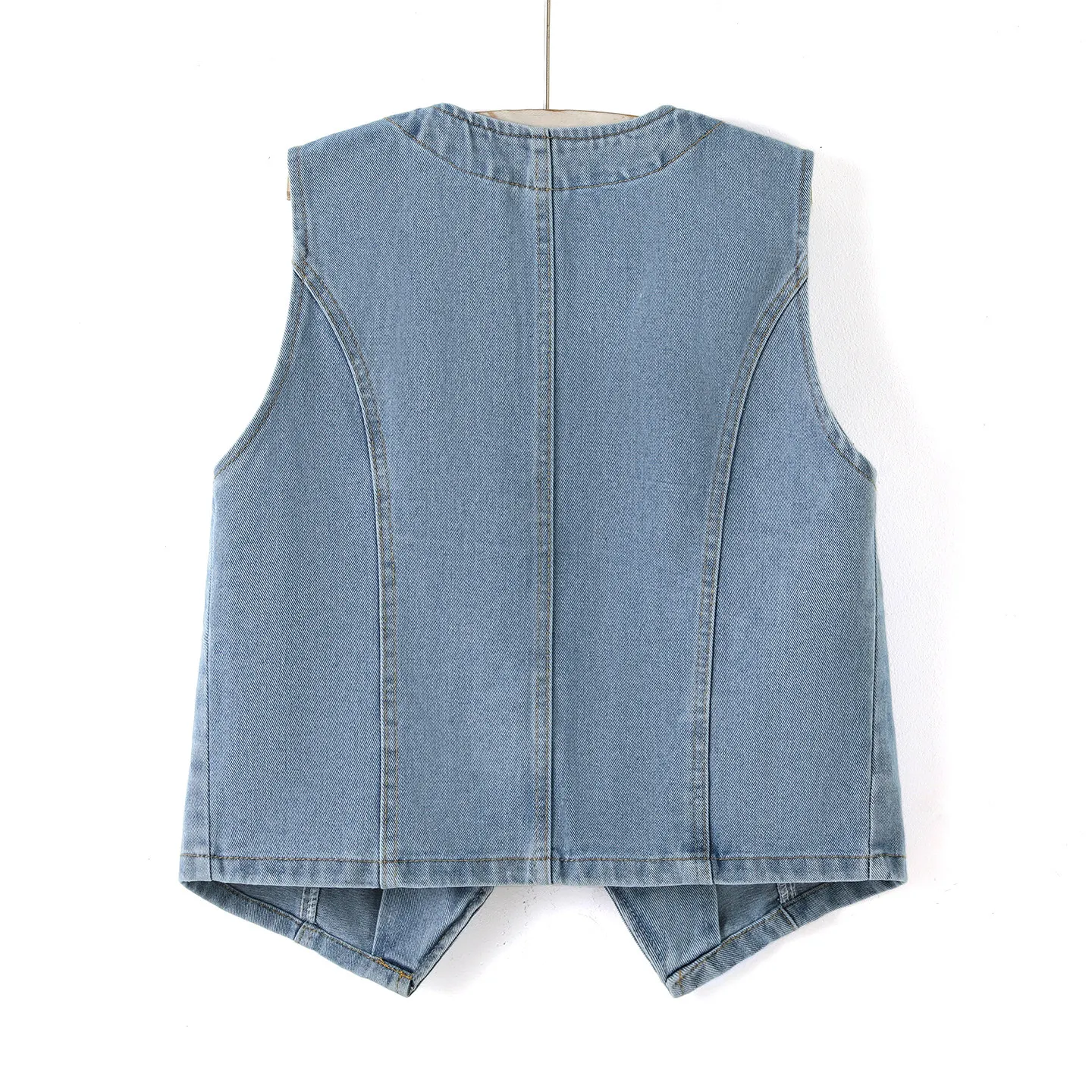 Vintage V Neck Denim Vest Women Short Spring Autumn Casual All Match Cute Embroidery Waistcoat Sleeveless Jacket Fashion Tops