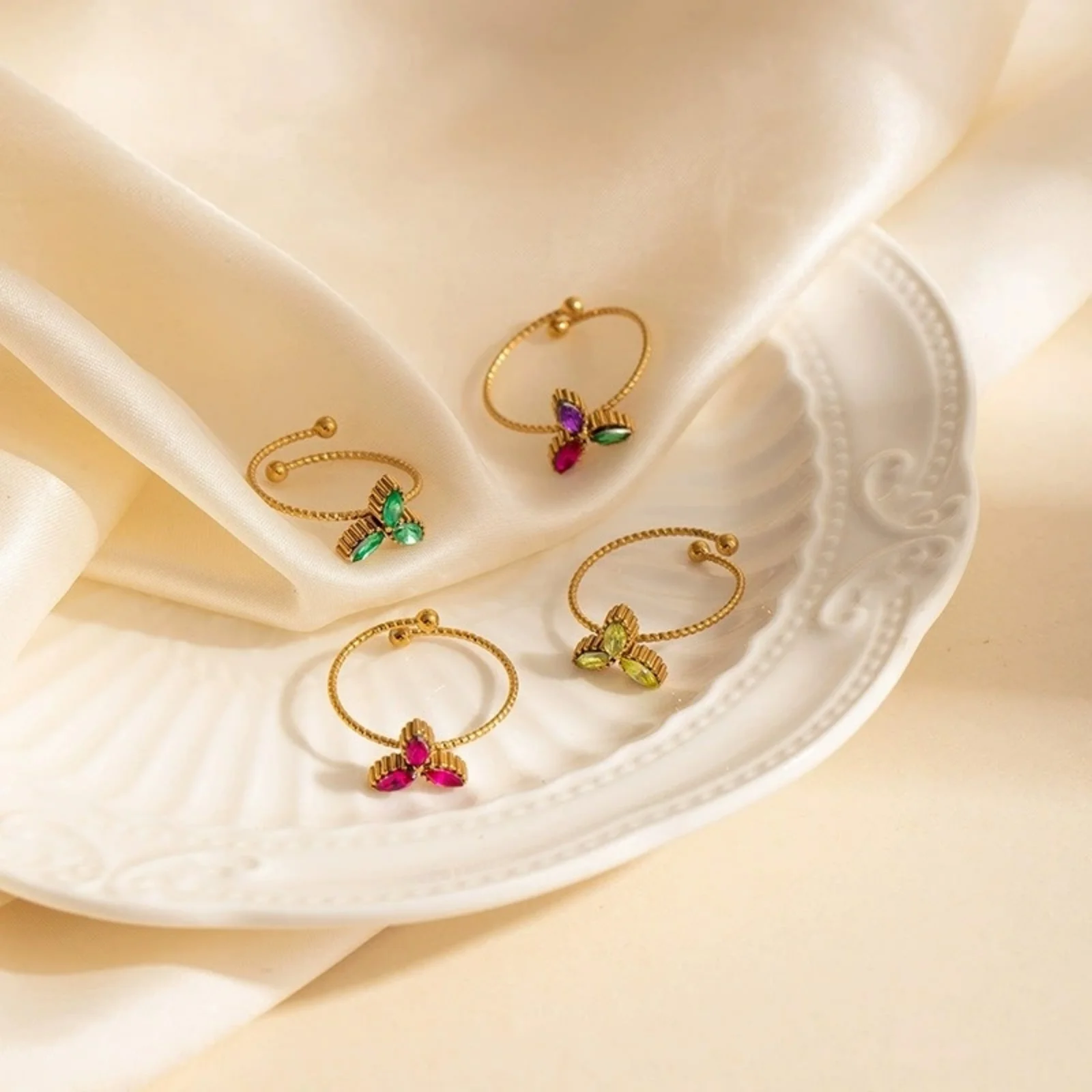Doreen Box 1pc Exquisite Gold Plated Rings  Stainless Steel Open Adjustable Leaf Clover Shamrock Rings For Women Gift 19.3mm