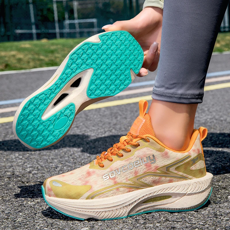 

New Shock-absorbing Running Shoes for Both Men and Women, Lightweight Running Shoes for Men, Lace Up Outdoor Running Shoes