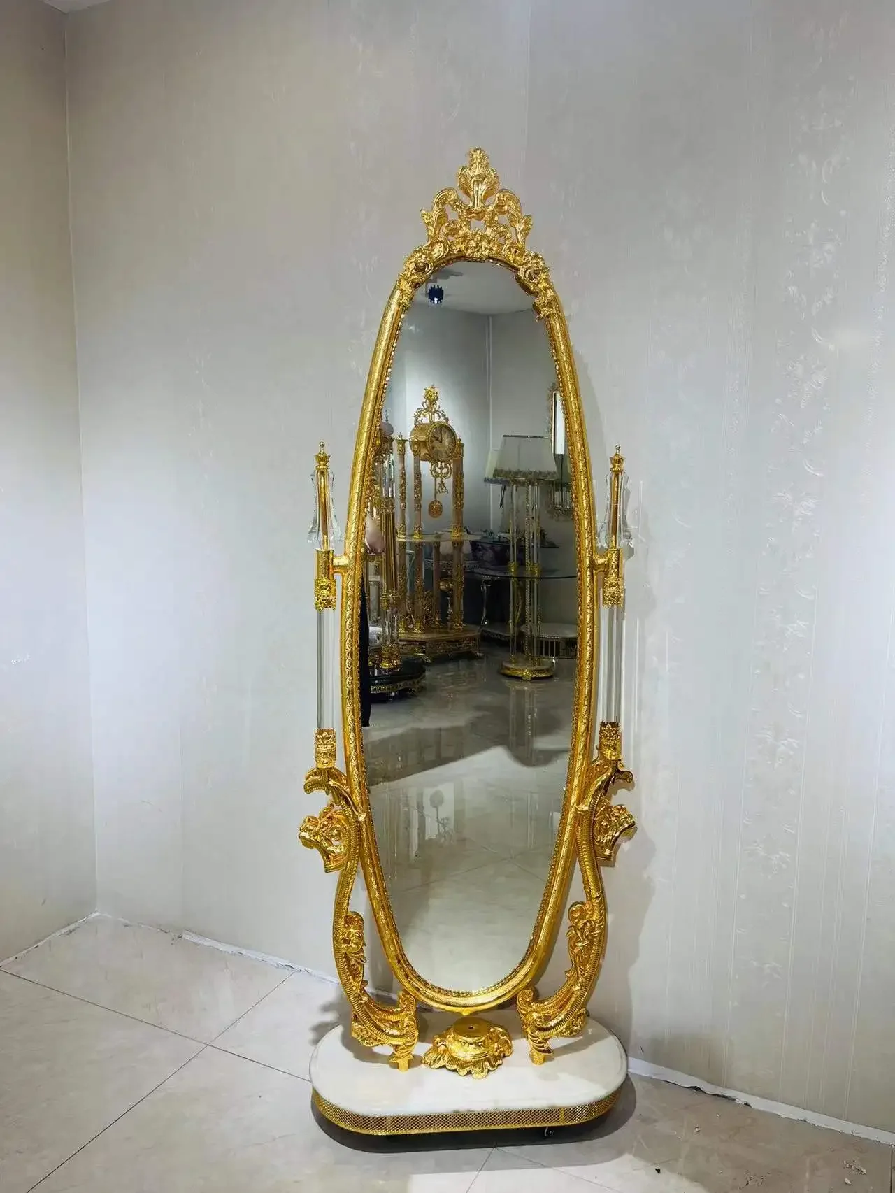 

Luxury Retro Golden Copper Marble Full-Length Vanity Mirror Traditional Design for Decorative Use