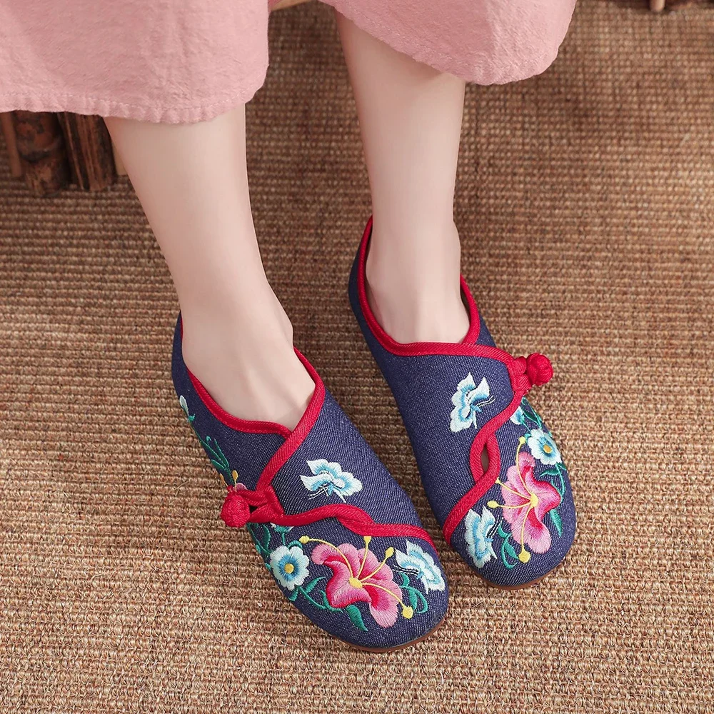 

Canvas dancer embroidered with morning light flowers for women, comfortable casual shoes embroidered with denim cotton