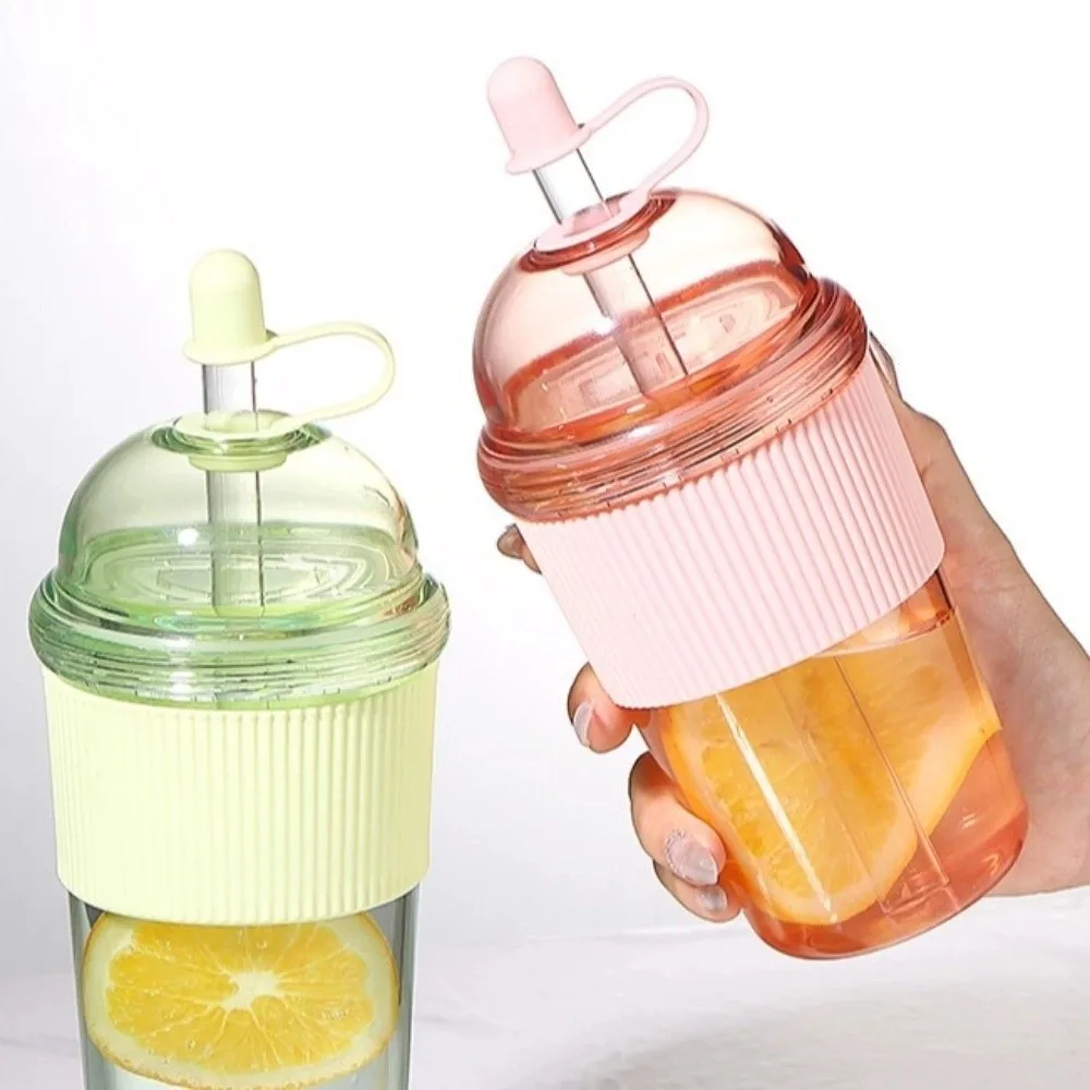 Drinkware with Lid and Straw Clear Tumbler Transparent Large Capacity Water Bottle 530ML Korean Ins Suction Cup Kids