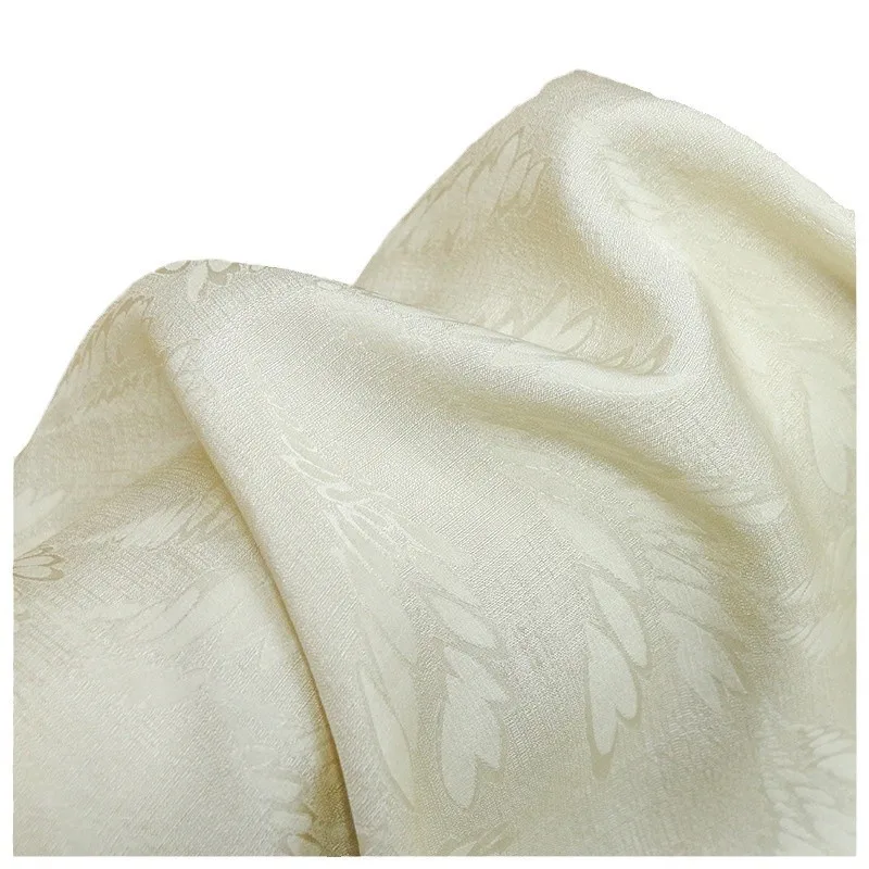 New Chinese-style Hanfu designer fabric made of tussah silk with jacquard dirty dyeing technique and stir-fried color