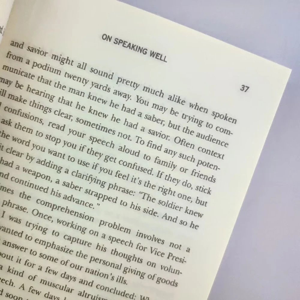 Parlez bien : un guide de croissance pour analyser les détails de l'expression orale et fabriquer de la communication plus précise