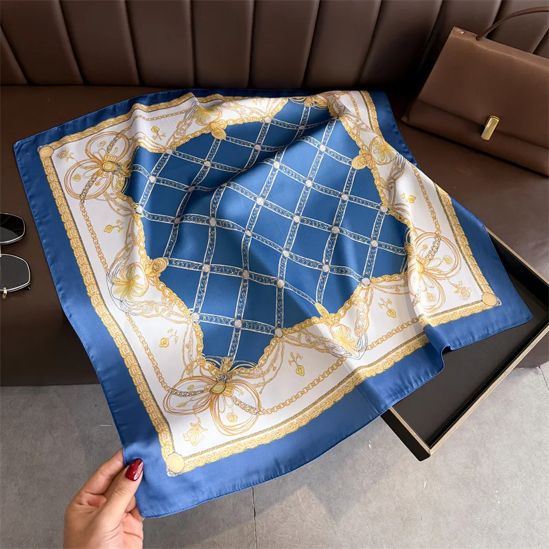 Blauer Klassischer Seidenschal mit Kettenmuster für Damen, Elegantes Dünnes Halstuch 70cm, Winddichter Kopfwickel, Haarschal – Detail 8