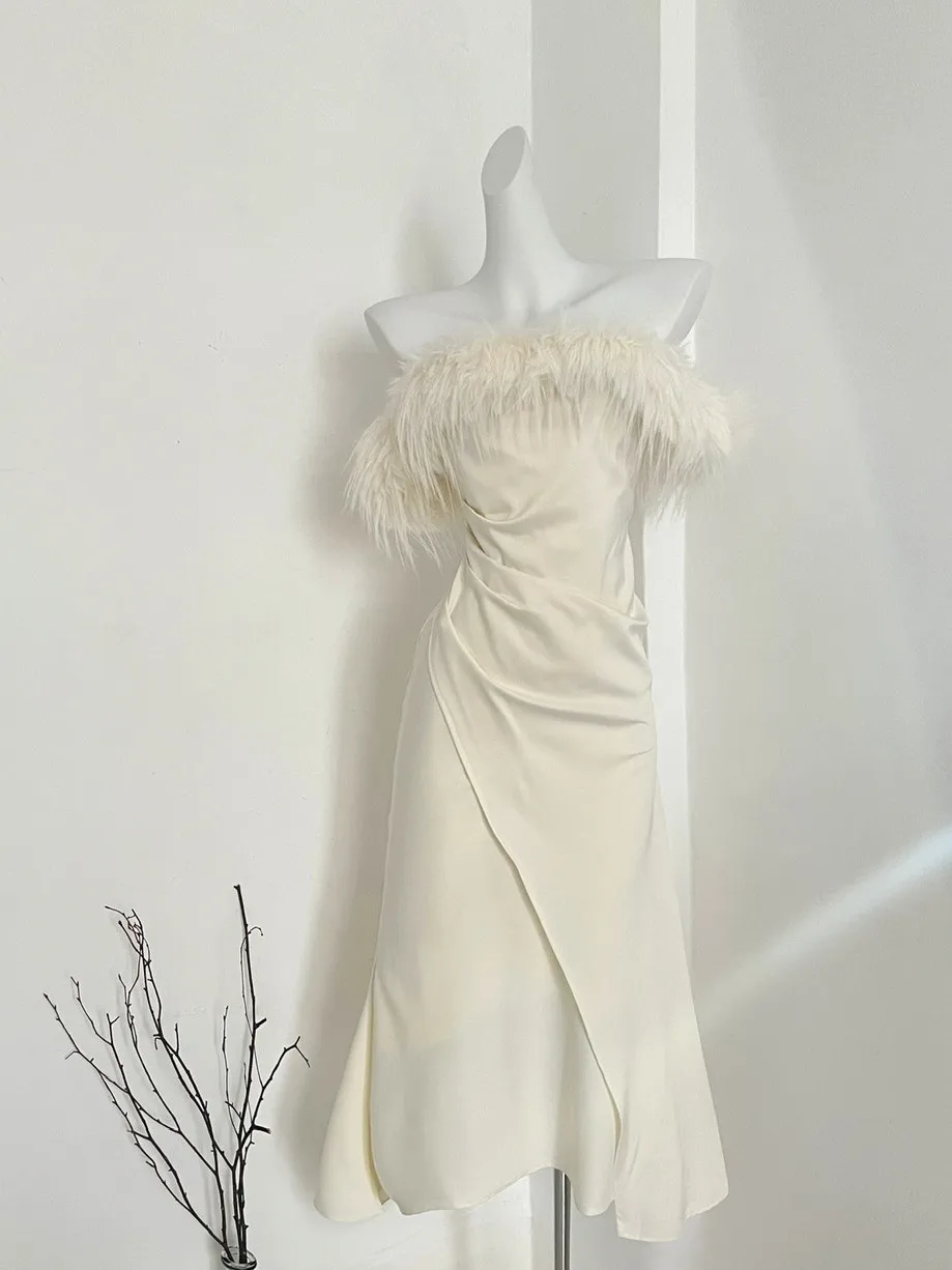 Ele White One-Oulde… - image