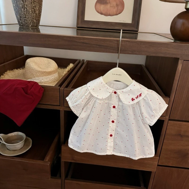 Baby girl doll collar shirt, red heart-shaped shorts, stylish set