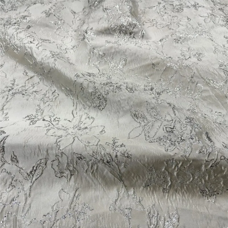 골드 실크 자카드 퍼포먼스 드레스 원단 퍼프 스커트 엠보싱 3D 짙은 패턴 패션